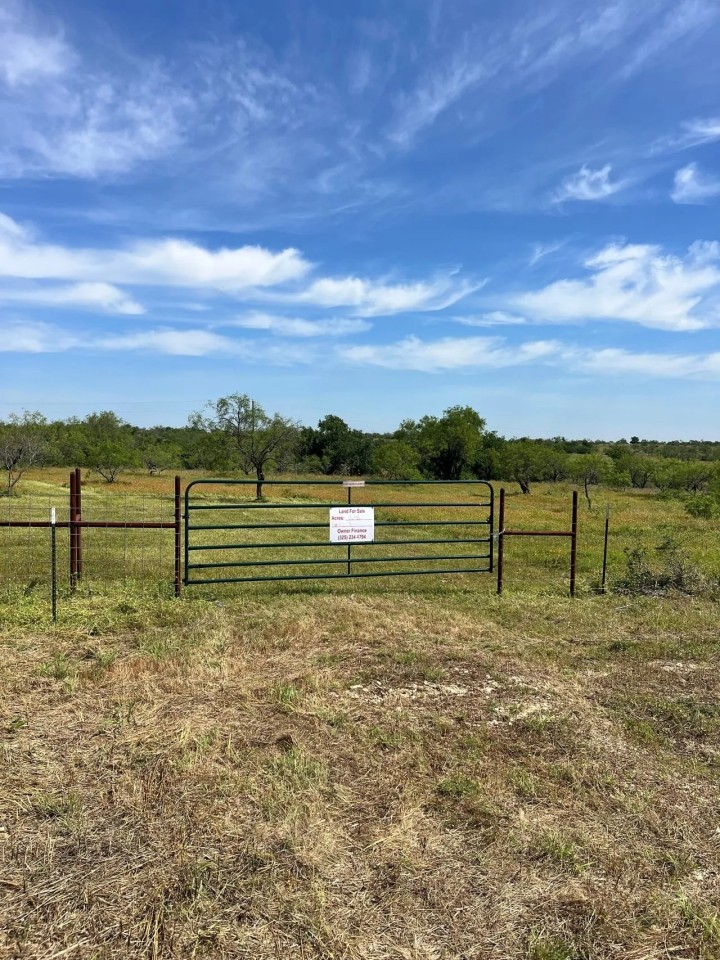Buy your land for the future today featured image
