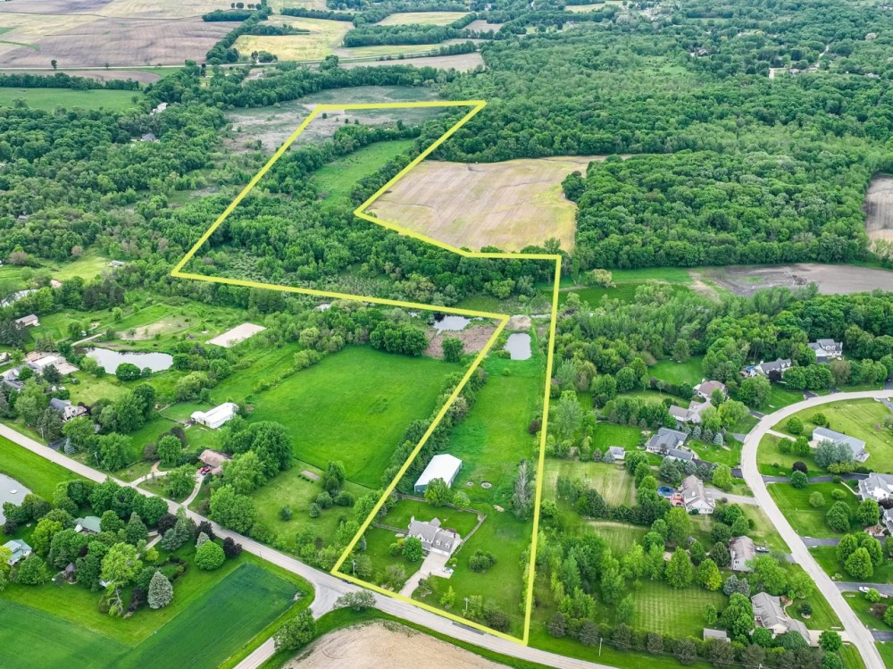 28 ACRES HOUSE OUTBUILDING POND featured image