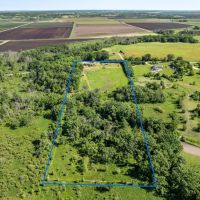 Country Living on this Marquette County WI 3 Bedroom 2 Bath Ranch images 5