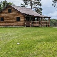 Mich. U.P. Lob Cabin w Lake 50145393 images 2