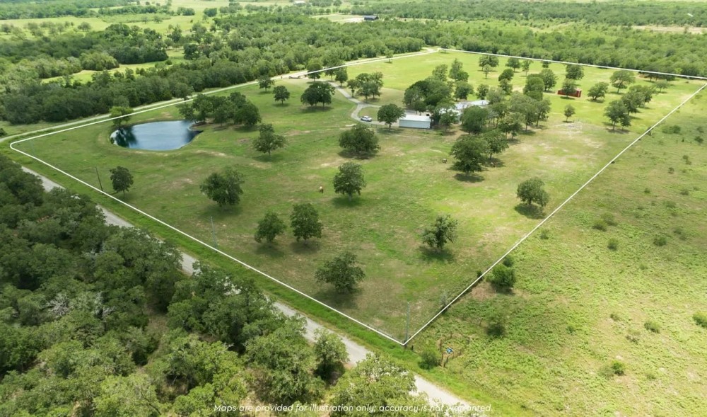 6440 Mockingbird Rd. in Flatonia featured image