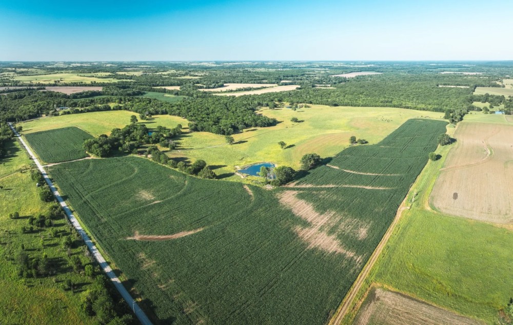 S Shawnee Heights Road Quenemo KS 66528 featured image