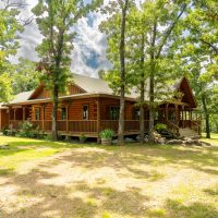 Custom Log Home on 40 Acres