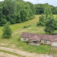 3993 Brighton Bunker Hill Rd Brighton IL
