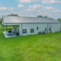 Luxury Barndominium on - 22.5 Acres 15545 State Highway 111 Yoakum TX images 2