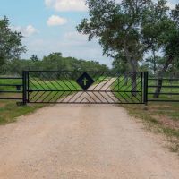 Luxury Barndominium on - 22.5 Acres 15545 State Highway 111 Yoakum TX images 5