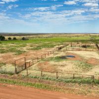 Whiteflat 320 Ranch images 2