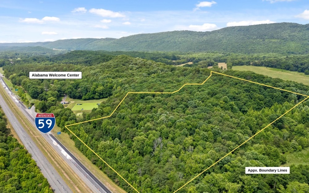 23.4 - Acre Recreational Retreat near Lookout Mountain featured image