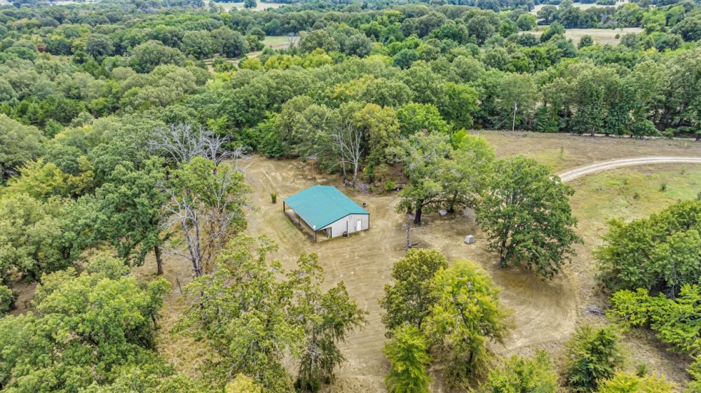 Hunter s Paradise 160-Acre Oklahoma Retreat featured image