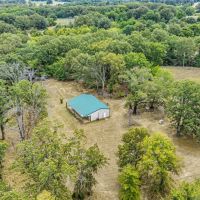 Hunter s Paradise 160-Acre Oklahoma Retreat