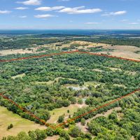 Hunter s Paradise 160-Acre Oklahoma Retreat images 2