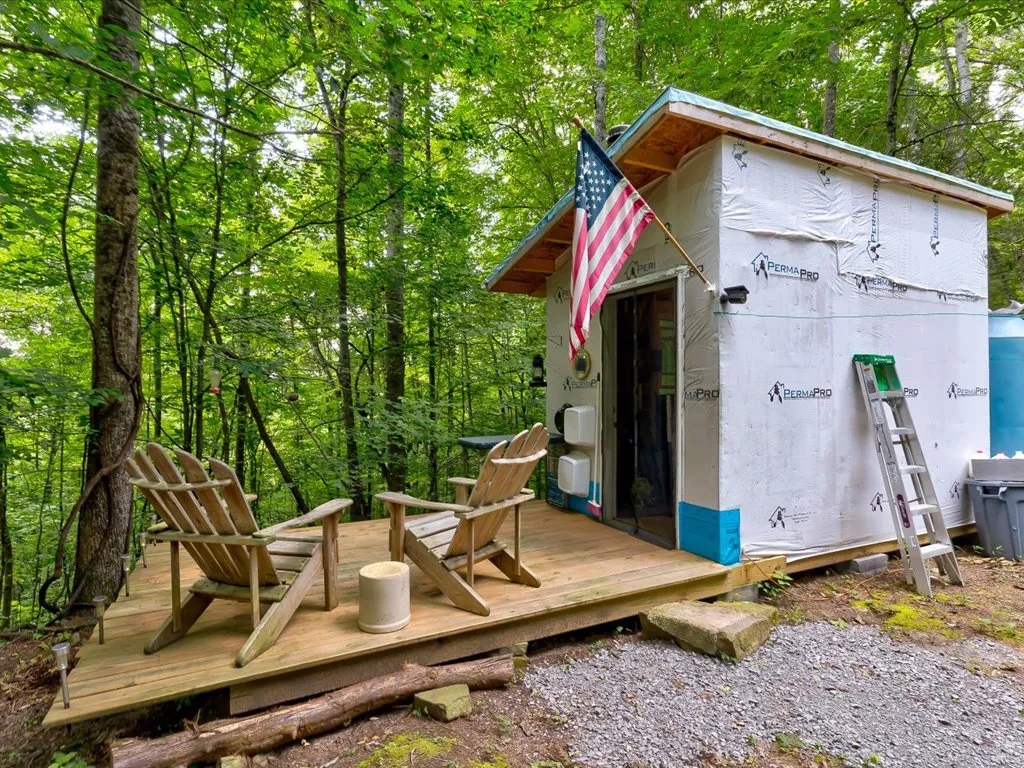 7.67acre offgrid retreat in Sneedville TN Hunting Land for Sale