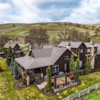 Eightmile Creek Estate images 3