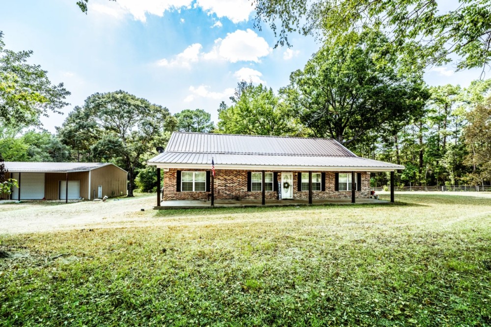 737 Hardy Bottom Road Walker County TX featured image