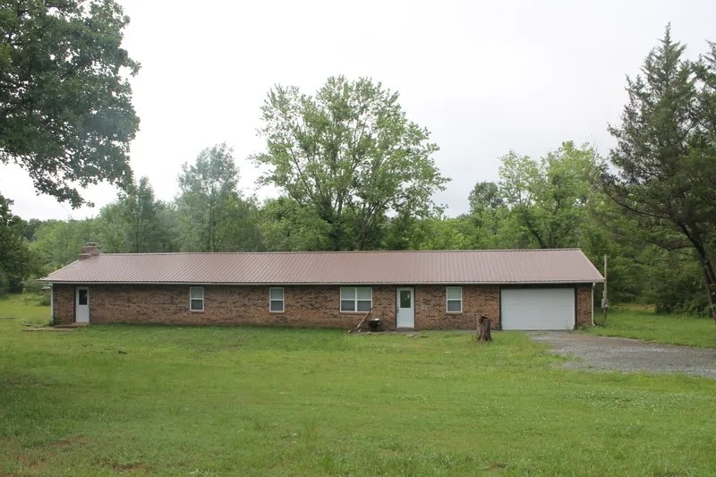 Fanshawe Home And 25 Acres featured image