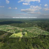 Spacious Renovated Home with Acreage in Liberty MS images 2