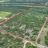 Live Oak County Nueces River Cove Ranch NW of Mathis images 2