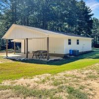 Newly Renovated Country Home on 20 Acres of Land images 2