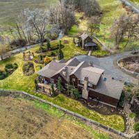 Eightmile Creek Estate images 2