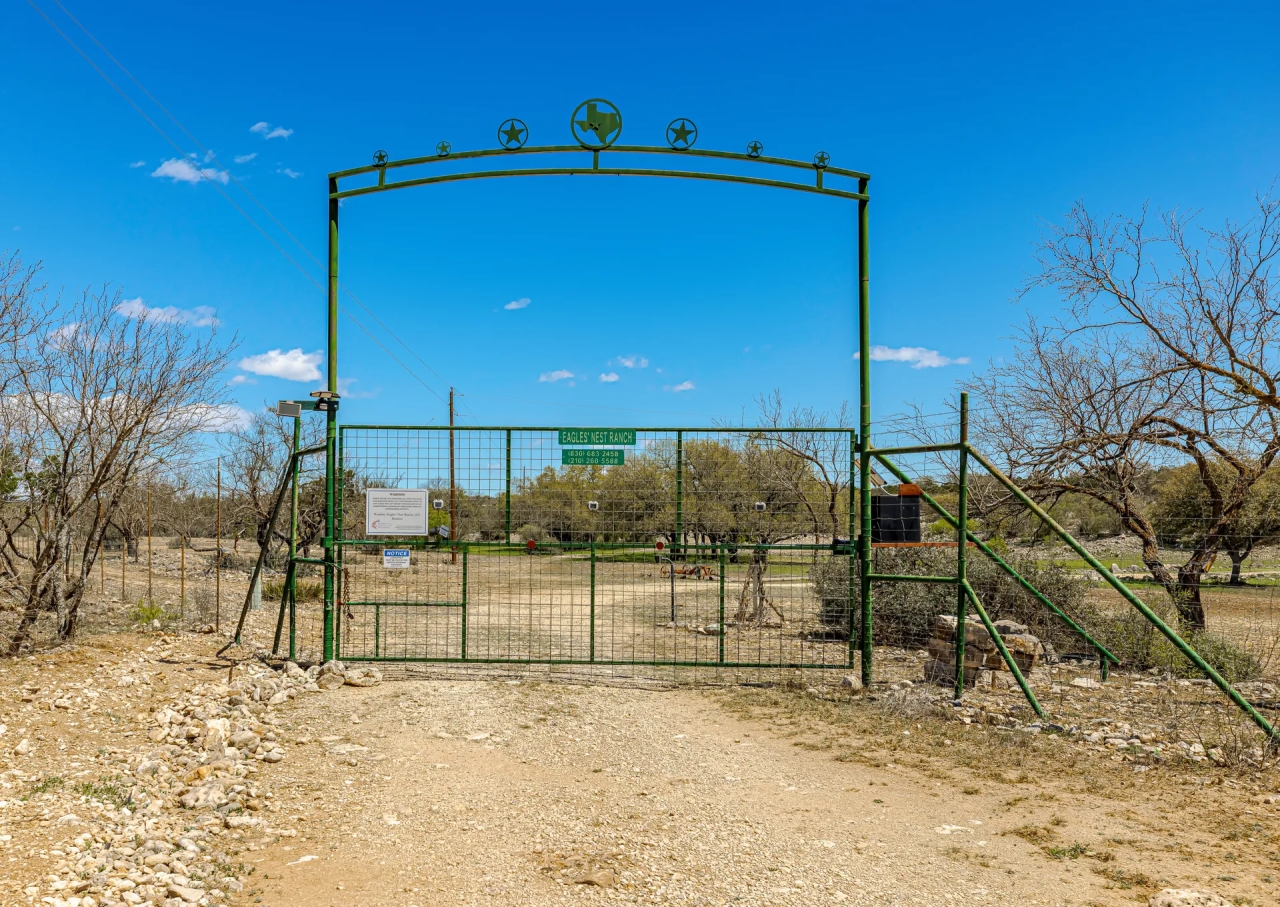 Wardens Eagles Nest Ranch Hunting Land for Sale