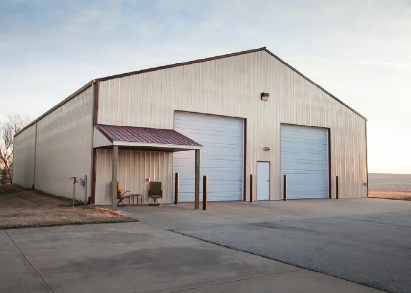 Luxury Log Home Recreational Land For Sale in Fontanelle NE Hunting