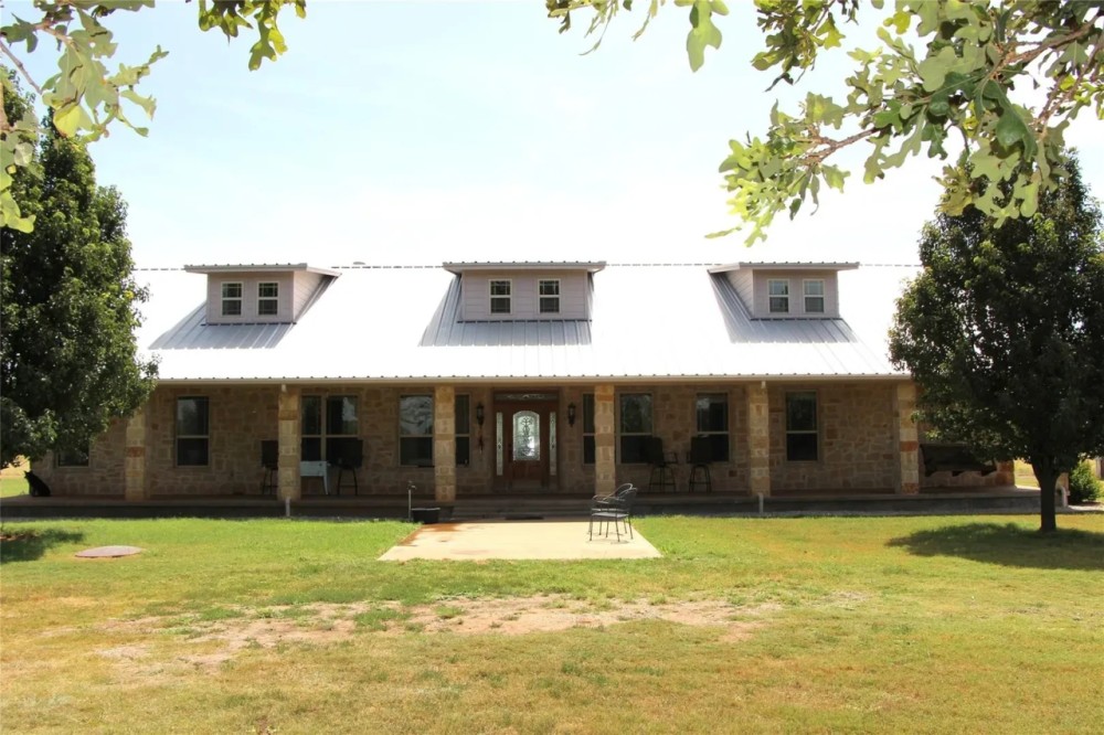 New Listing 101.11 Acres Home Eastland County featured image