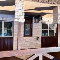 70 AC-CUSTOM HOME LAKE BARNDOMINIUM WORKSHOP Fredericksburg TX images 2