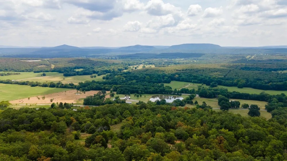 Discover the Untamed Beauty of Pittsburg 426 A 426-Acre Sanctuary in the San Bois Mountains featured image