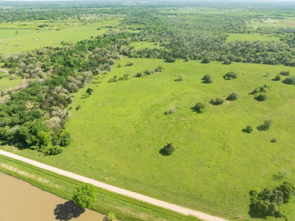 34 Acres Hunt Ln Flatonia Hunting Land for Sale