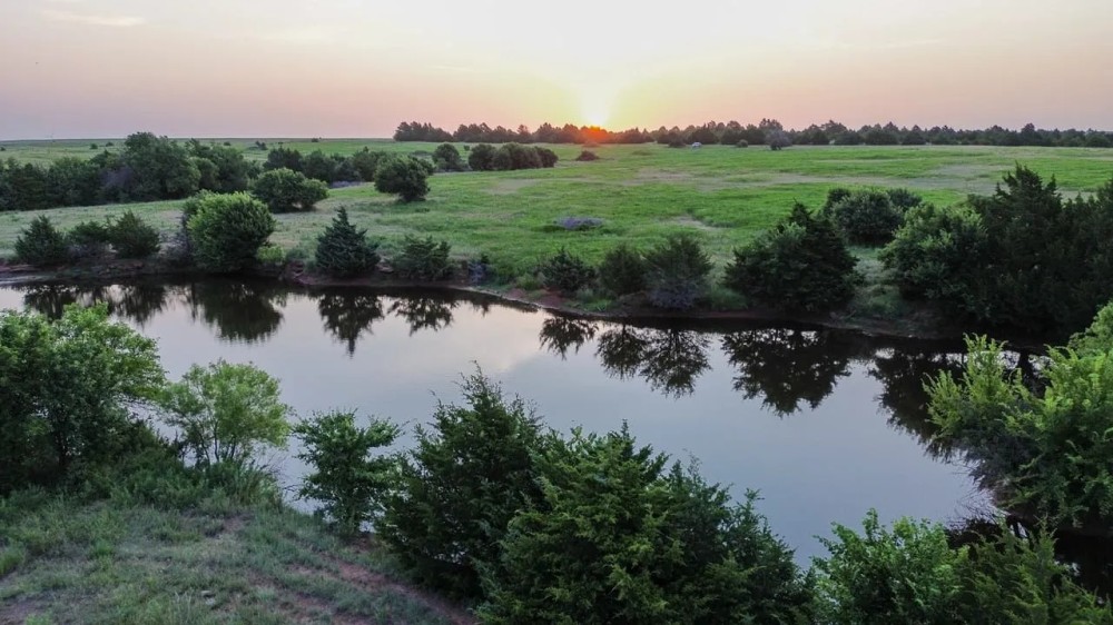 LOT 3 Covington OK 50 Acres featured image