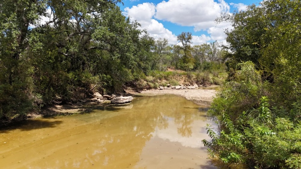 125 - Ac…Deep Creek Oaks Native cover Hunting RV Hookups featured image