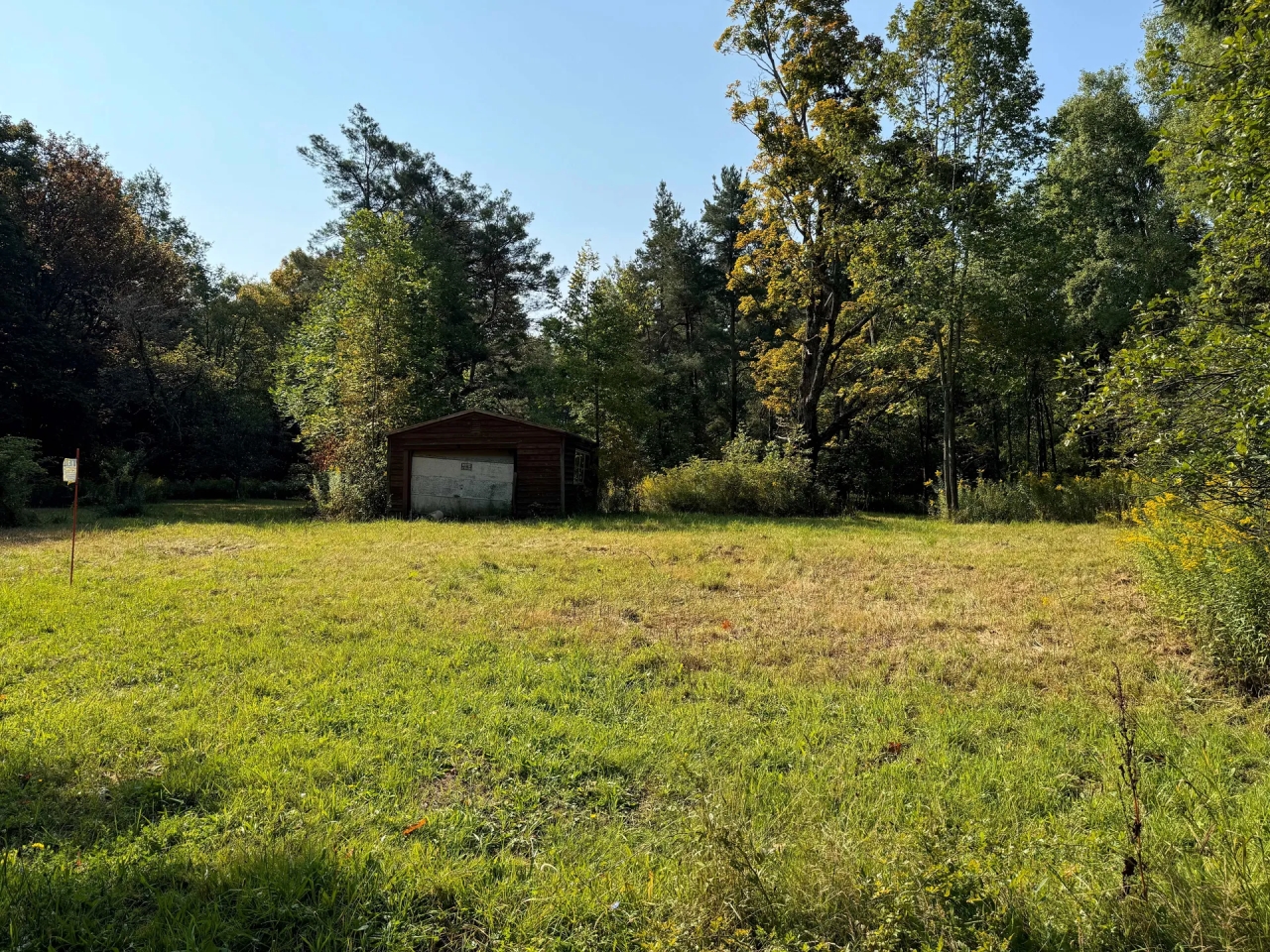 7.5 acre Building Lot and Hunting Land with Water Well bordering State