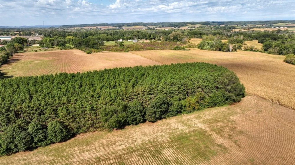Expansive 52 Acre Tract on the La Crosse Monroe County line featured image