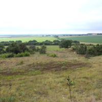 Hilltop views with oak trees electricity water well images 2