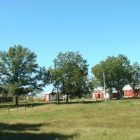 263 Acres 2 Homes Several Outbuildings Fenced Cross Fenced Howell County
