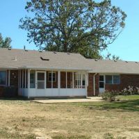 263 Acres 2 Homes Several Outbuildings Fenced Cross Fenced Howell County images 4
