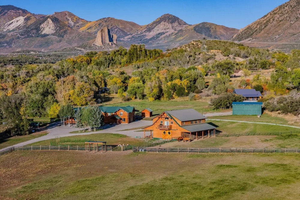 Hayloft Ranch featured image