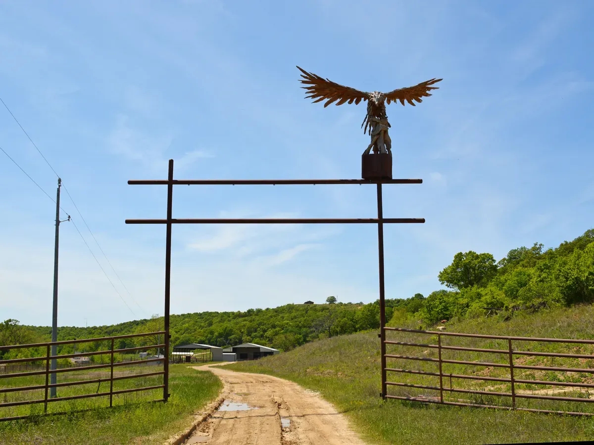 990 Acres Horton Cattle Ranch Holdenville OK Hunting Land for Sale