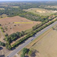 24 acres- Hwy 90 Weimar TX Fayette County