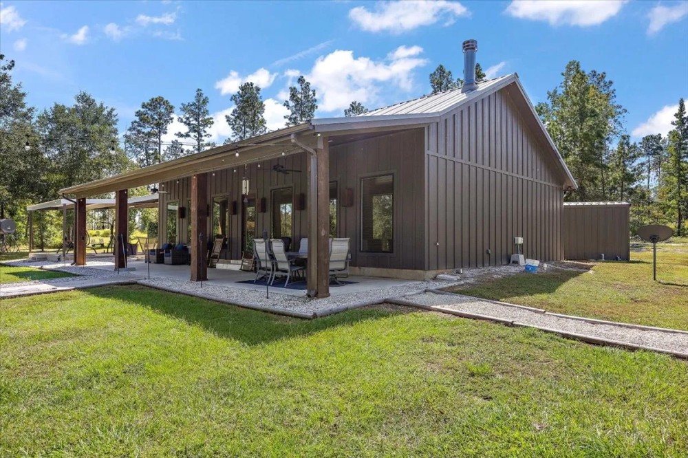 125 Acres 444 Carmona Road featured image