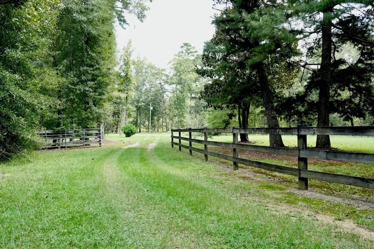 34 Acres Waterfront Property South Mississippi with Cabin Hunting