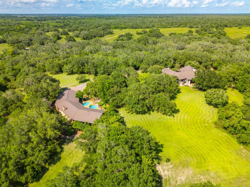 Double Q Ranch featured image