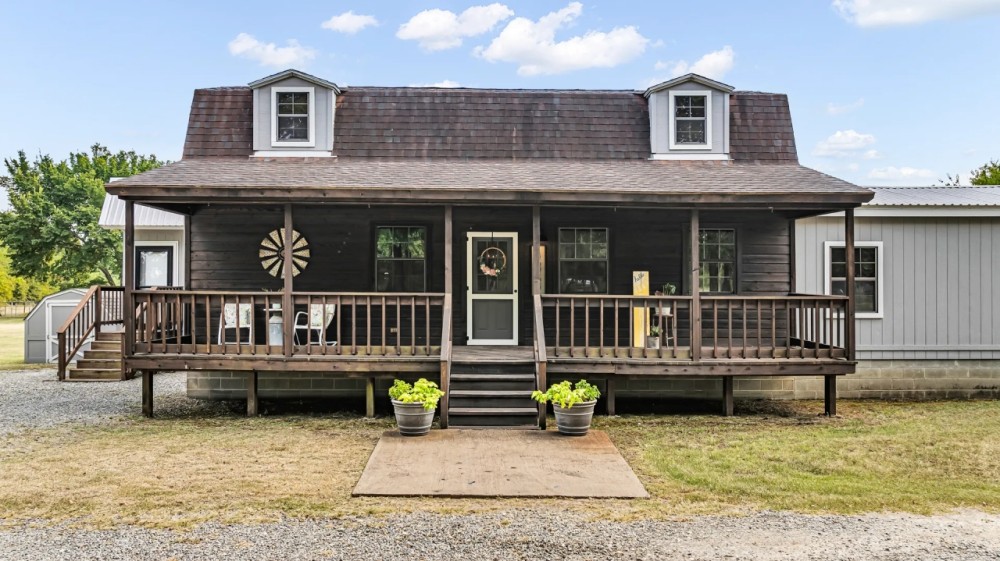 Two Homes on 110 Acres in Bennington OK featured image