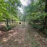 28 Acres in Hinds County