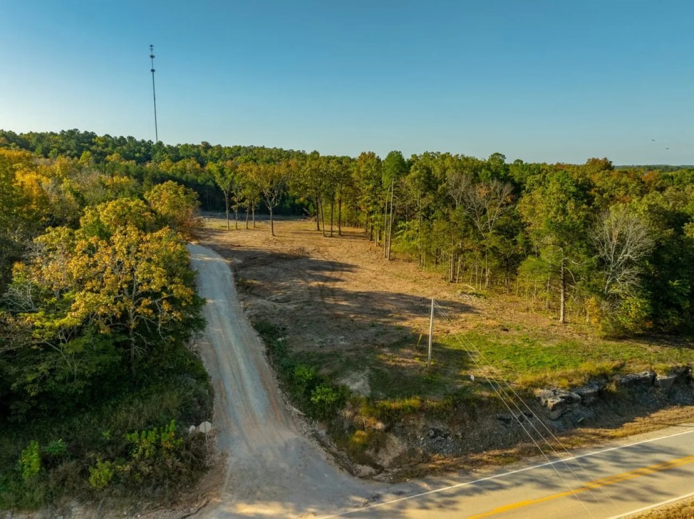 20 - Acres Ready to build on NO RESTRICTIONS Evening Shade Arkansas featured image