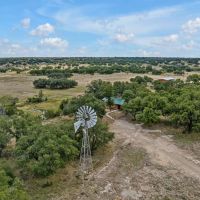 CA INO RANCH- 640 Acre Schleicher County