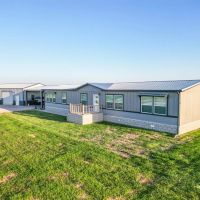 Beautiful Home on 25 acres images 3