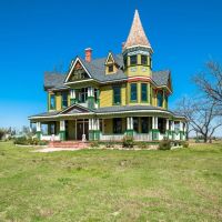 Amazing Victorian Home and Horse Property