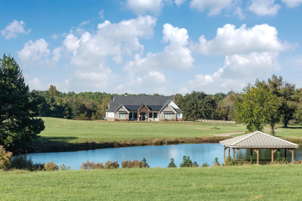 Texas Ranch Hay Farm Near Tyler in East TX featured image