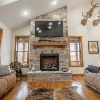 152 Acres and New Home On Bull Shoals Lake images 5